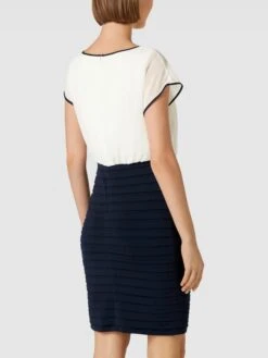 Christian Berg Cocktail Cocktailkleid In Two-Tone-Machart - Marineblau Meliert -ModeKönig Verkäufe 64skcjq58p6kmgpl8l85cjqi6p14ojq8a533eki98l1kuc246tb46dil8d338d1p716k2ca3715j2j9n84o3gp9j6ko66oppc8sj4ohk6ss62ohnc8qj2phncks3cd9j64qj0cg