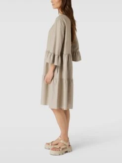 White Label Knielanges Kleid Mit Schlüsselloch-Ausschnitt - Sand -ModeKönig Verkäufe 6954ojq68934gii29t9j4hqh70okigaj6da56i1l6sokqla660s4ac9g6d5jeci3al6jgi2ea993ekqa9h3m2opgchj3ecr375h68phkccq3eohmc5ij4opm75gj0cj368r36cg