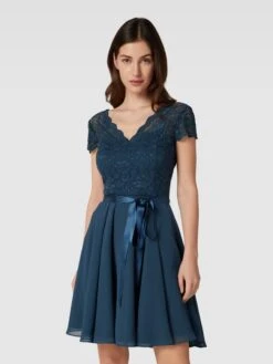 Swing Cocktailkleid Mit Spitzenbesatz - Rauchblau -ModeKönig Verkäufe 696l2hqm912kkk2c75450gii9d858iala524oiqe6p4keh298ta3al286l4k6gpj9l24sdih8h3jgjq160o3gc9o6dgjgor564s3adpkcdi3iohicph36e1icoo6cc9g60o3ce0