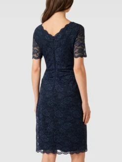 Vera Mont Cocktailkleid Mit Spitzenbesatz - Dunkelblau -ModeKönig Verkäufe 6go54ia1acskogie9d1jgl1k88p30l279d5jagq79l44ugpm8t94gjpmagr36khj88q34d2l99aj8lij653j2p1g64rj2d9m71gj6dhk70ojge356sr3ep1n70sj6d1ncorj4p0