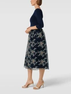 Christian Berg Cocktail Cocktailkleid Mit Floralen Stickereien - Marineblau Meliert -ModeKönig Verkäufe 6kqkedpn6sp32dph8ta3cgqg999jada5917kogi29ks46l9lad0j4ji7a9758ihnah74clai9t242j9k993mccpi68rmadhgckrm4c9k6dj34e9h74sm8dhj6hj68opmcgq3ad8