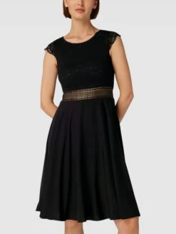 V.M. Cocktailkleid Mit Spitzenbesatz - Schwarz 8 V.M. Cocktailkleid Mit Spitzenbesatz - Schwarz -ModeKönig Verkäufe 88qlae1m6d350hqgal94ghig6ko48di1a4p42i2i6h7lada56d93cgpi6d6kac266h7kgki59p158i289ko62chk6gp3gcpmchgjid1kclijgohpc9hm6ob560oj4dph6os3gdg
