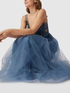 V.M. Abendkleid Mit Ornamentalen Stickereien - Rauchblau -ModeKönig Verkäufe 9l1jahpg8goksghg9t648la4619jadq1acpjekigakpkkc1n6gsk8h2ead6l2dqm95b48ihk70r4gdqm9oo6ap1l6ko32dhnc4o66p1kcopj4oj4cos3aob2coom6d346tgj2dg