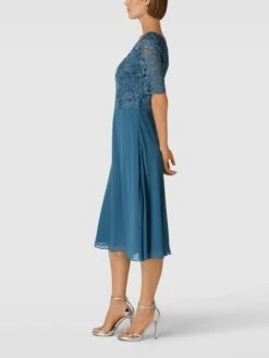 Christian Berg Cocktail Cocktailkleid Mit Spitzenbesatz - Jeans